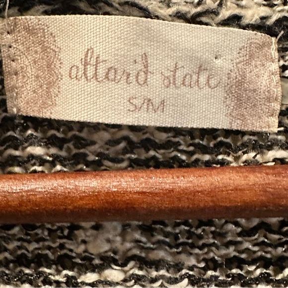 Altar’d State Knit Sweater With Lace Hem Women’s Size S/M Black And Cream - Picture 7 of 9